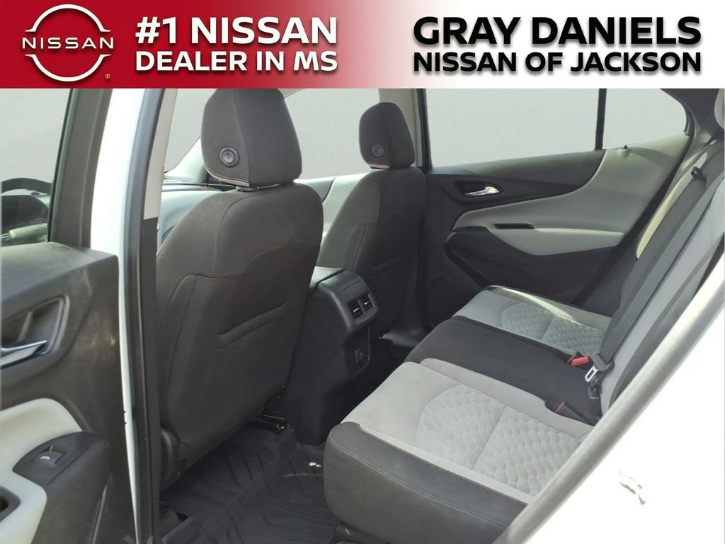 Used 2020 Chevrolet Equinox LS w/ LS Convenience Package FWD image 27