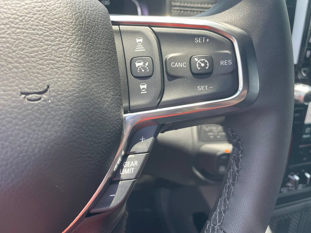 New 2026 RAM 2500 Laramie AWD/4WD image 30