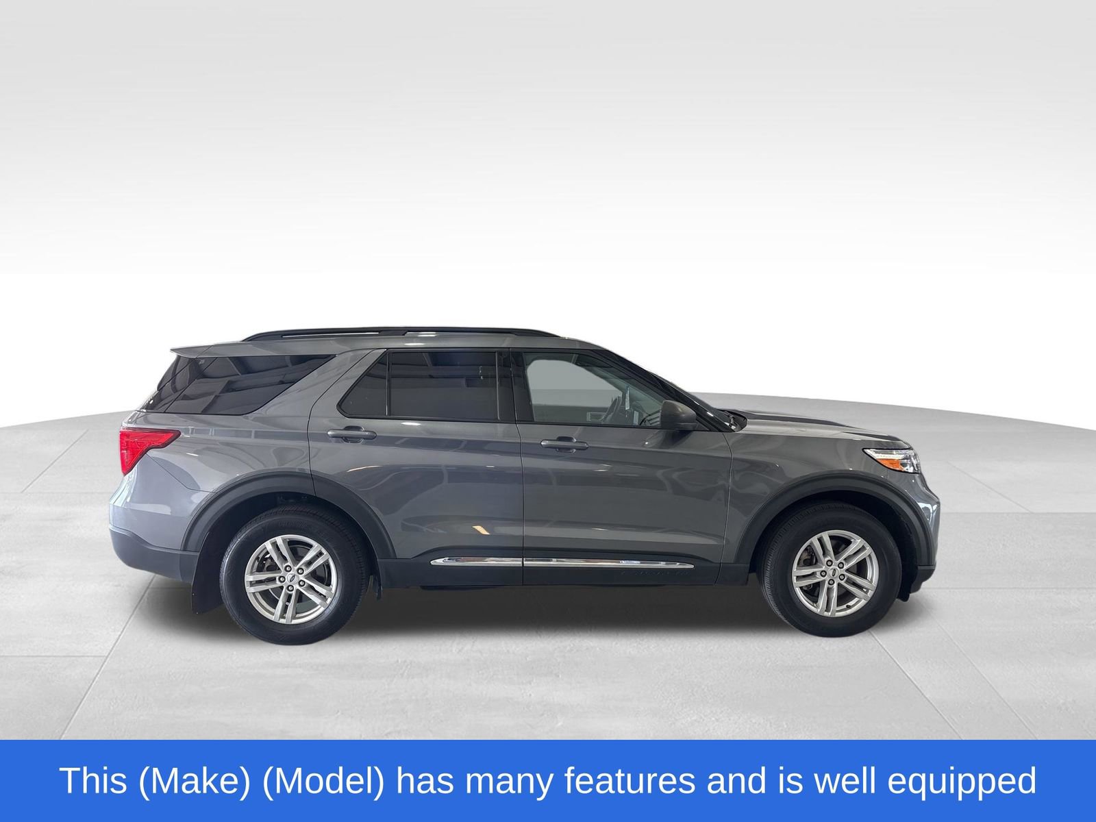 Used 2022 Ford Explorer XLT w/ Equipment Group 202A AWD/4WD image 10