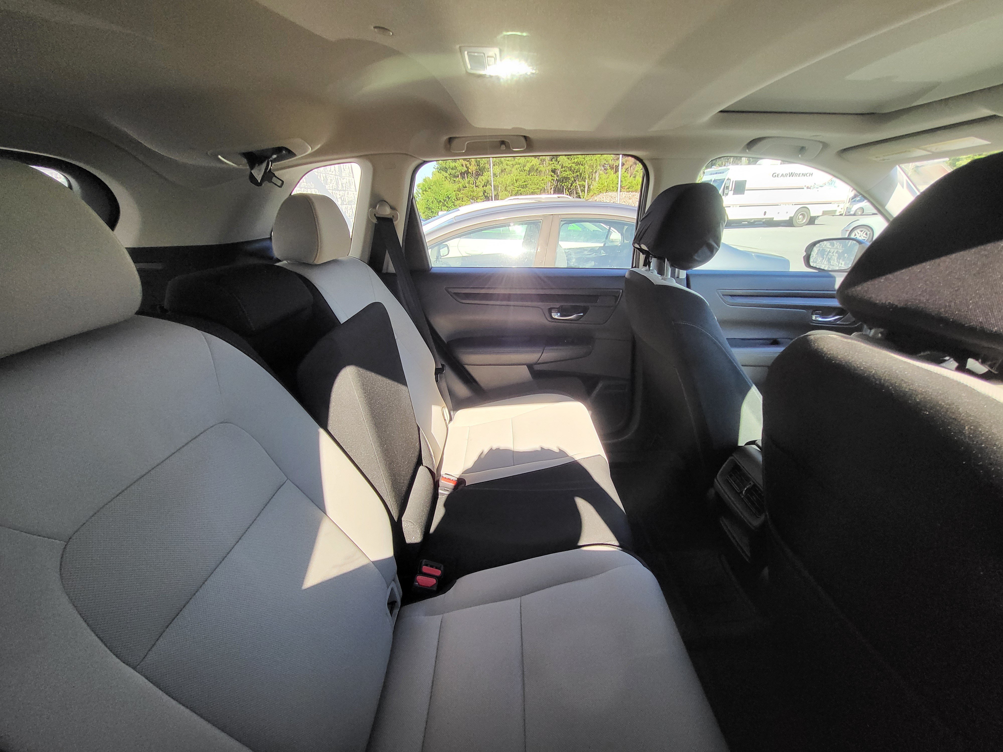 Used 2023 Honda CR-V EX image 9