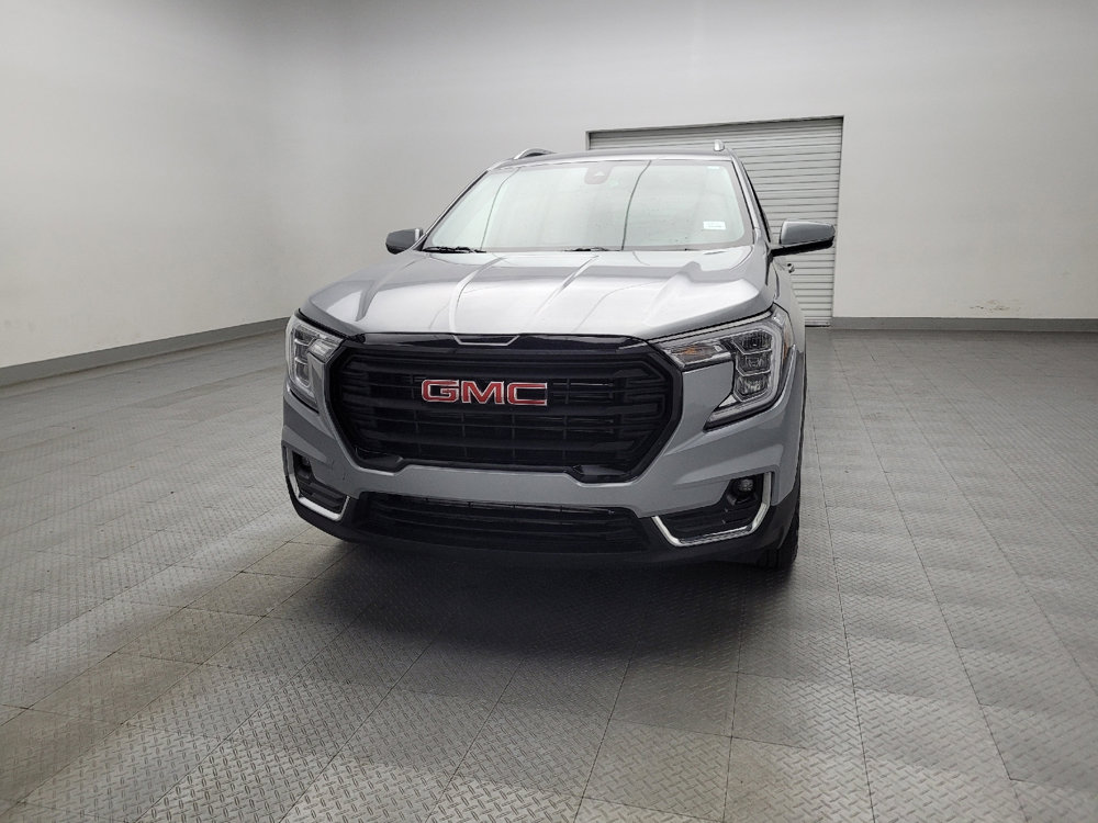 Used 2023 GMC Terrain SLT image 15