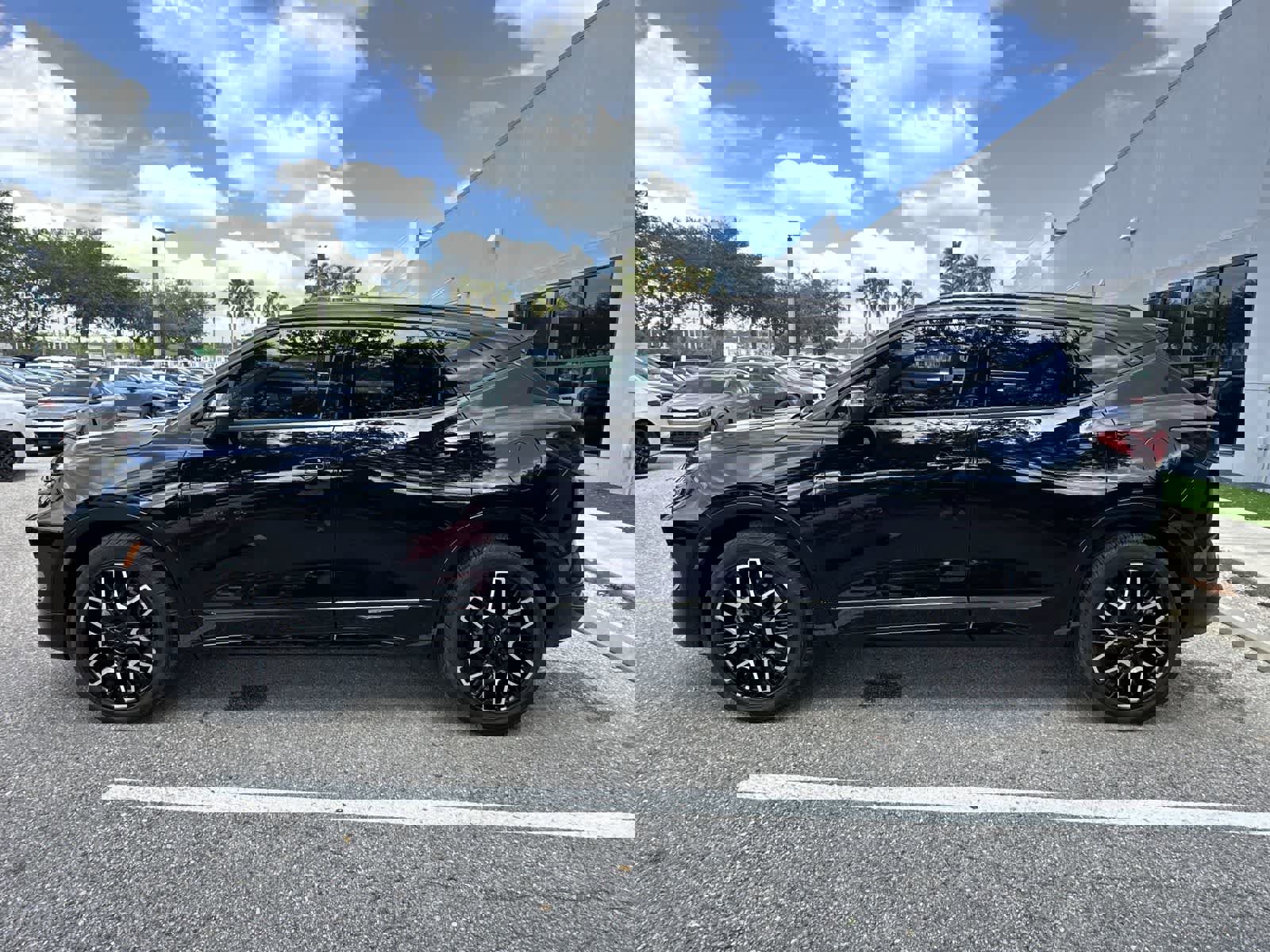 Used 2023 Chevrolet Blazer RS w/ Driver Confidence II Package image 5