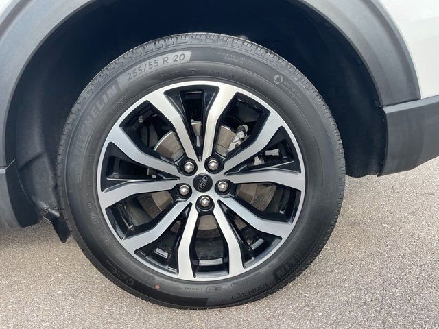 Used 2023 Ford Explorer ST-Line image 24