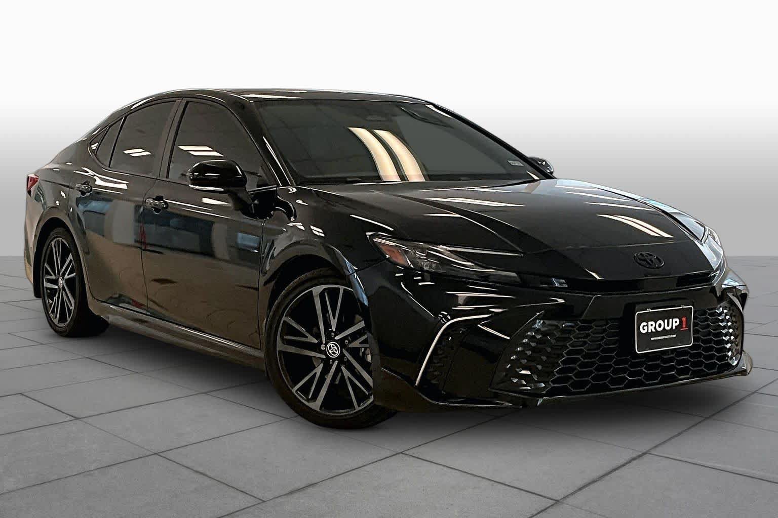 Used 2025 Toyota Camry XSE w/ Premium Package FWD image 2
