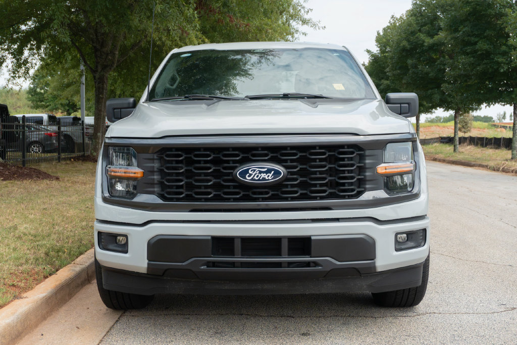 Used 2024 Ford F150 STX RWD image 2