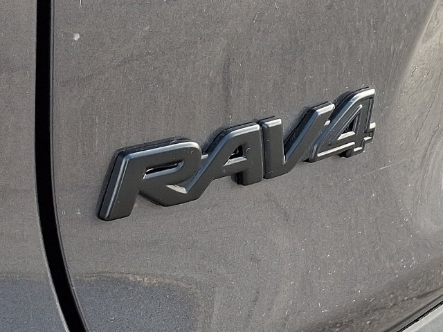 Certified 2024 Toyota RAV4 LE AWD/4WD image 18