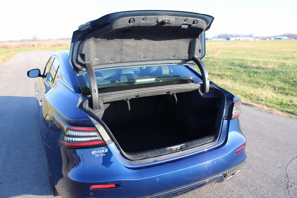 Used 2023 Nissan Maxima SL image 37