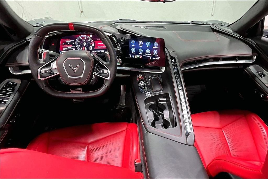 Used 2023 Chevrolet Corvette Stingray Premium Conv w/ Z51 Performance Package RWD image 17