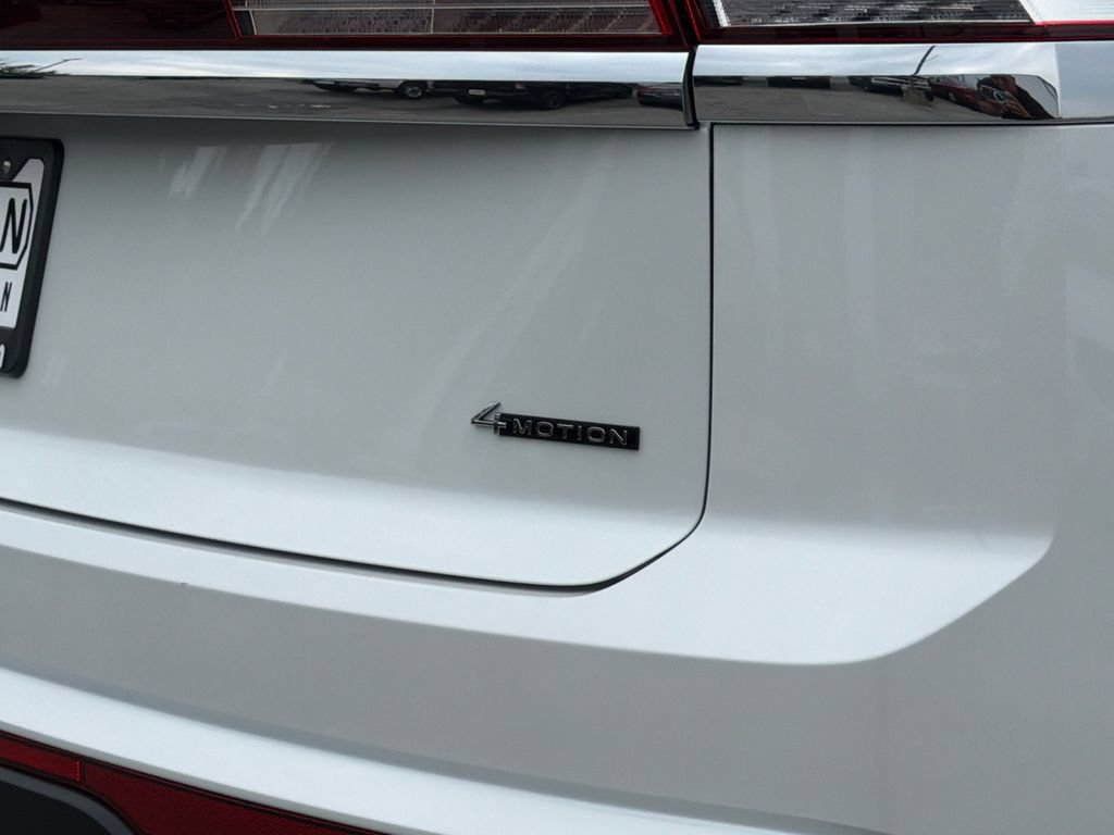 New 2026 Volkswagen Atlas Cross Sport SE AWD/4WD image 6