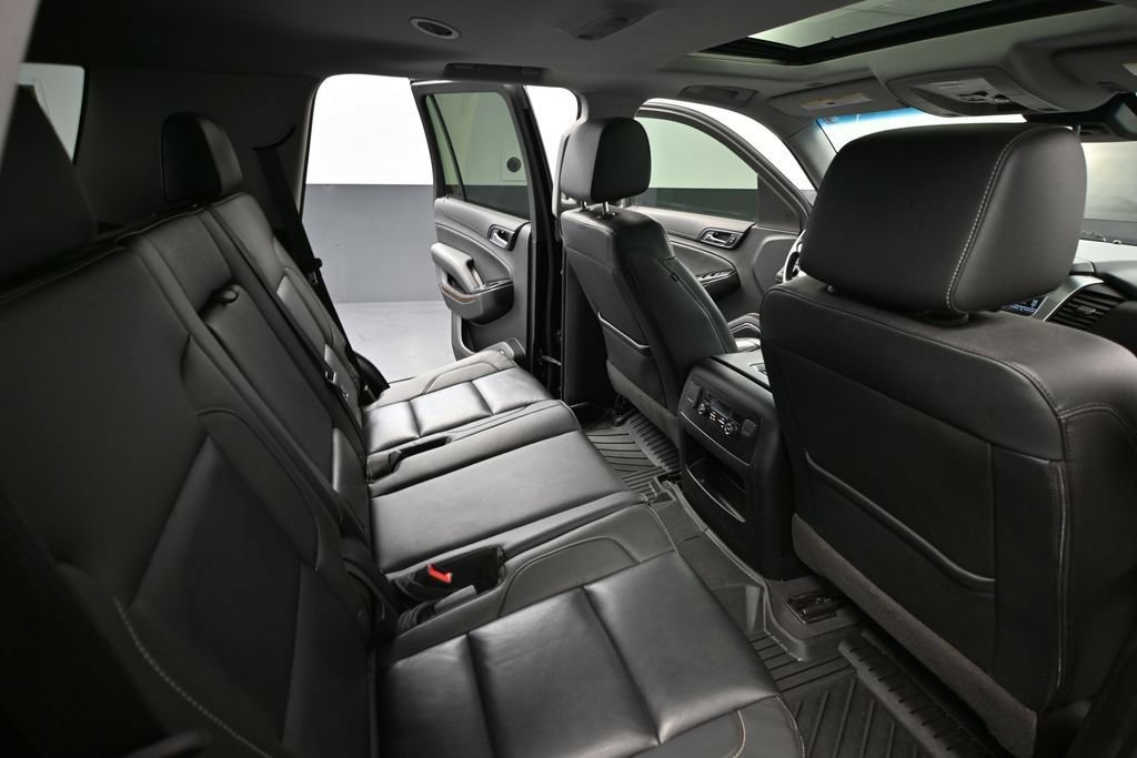 Used 2019 Chevrolet Tahoe LT w/ RST Edition AWD/4WD image 56