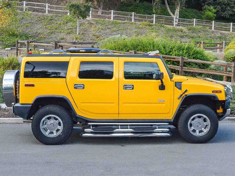 Used 2003 HUMMER H2 w/ Preferred Equipment Group AWD/4WD image 6