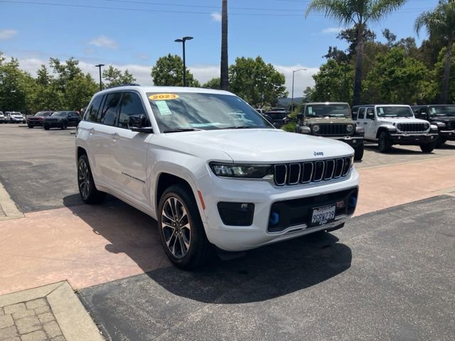 Used 2023 Jeep Grand Cherokee Overland w/ Advanced Protech Group III AWD/4WD image 5