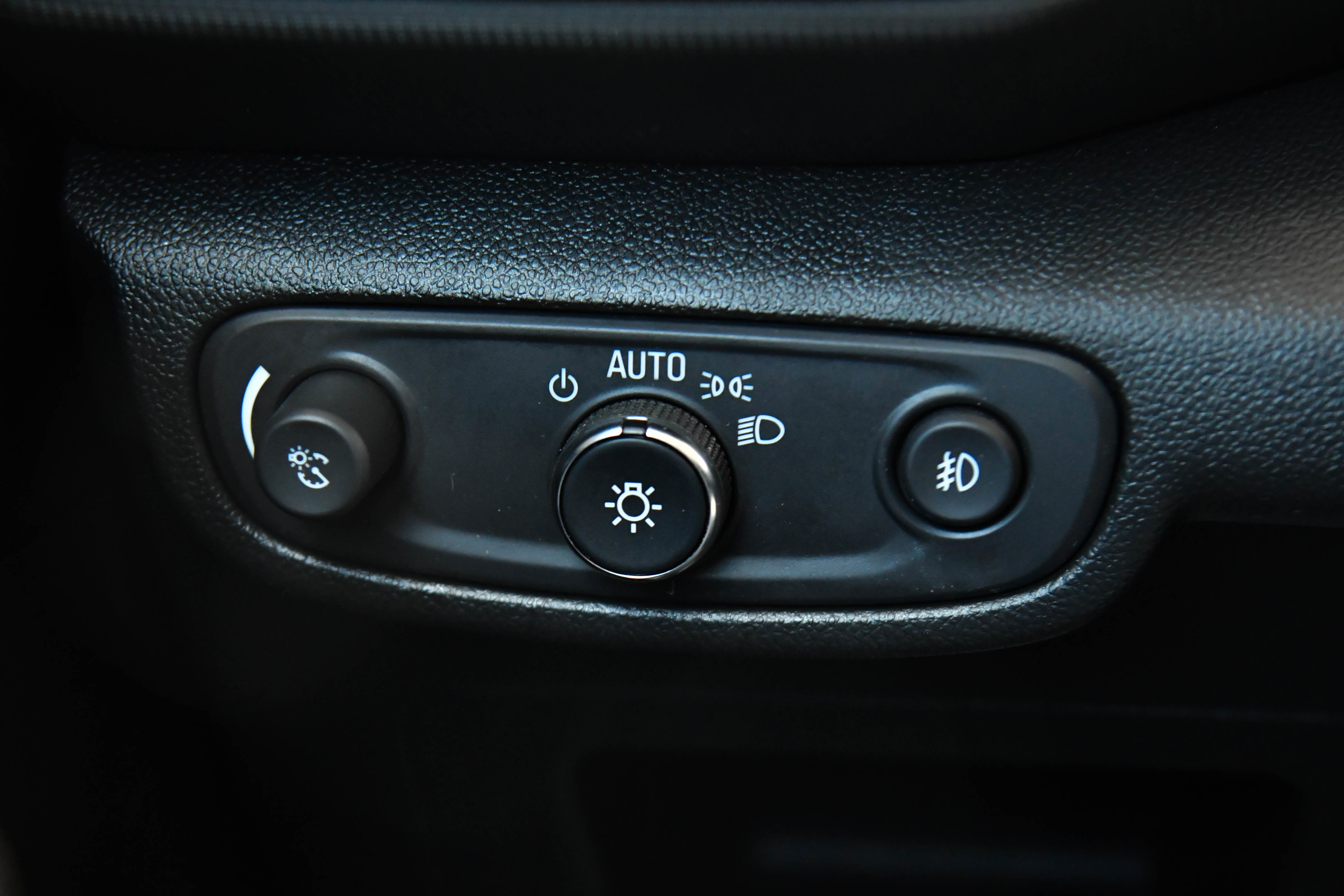 Used 2023 Chevrolet TrailBlazer ACTIV w/ Convenience Package image 29