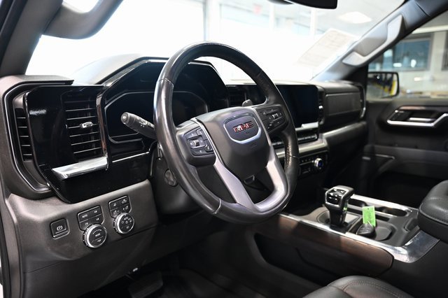 Used 2022 GMC Sierra 1500 SLT w/ SLT Convenience Package image 22