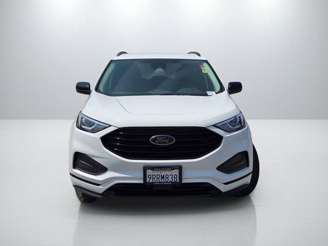 Used 2024 Ford Edge SE w/ Black Appearance Package image 3