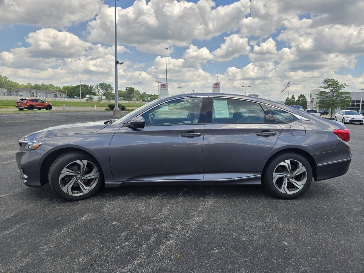 Used 2020 Honda Accord EX image 12