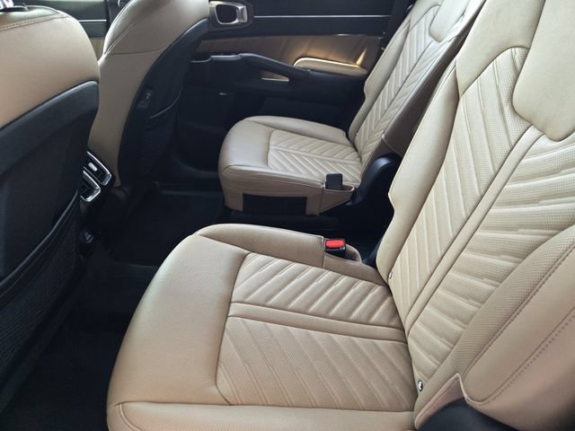 Used 2024 Kia Sorento SX Prestige w/ Olive Brown Leather Package AWD/4WD image 20