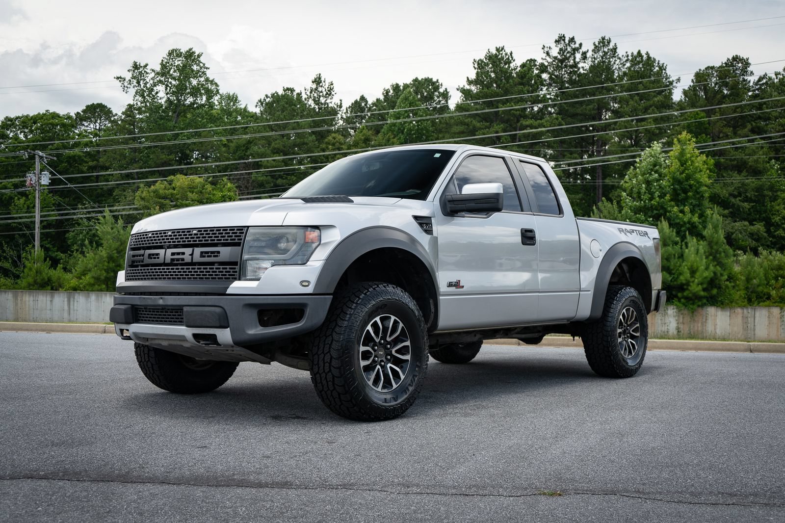 Used 2013 Ford F150 Raptor w/ Luxury Equipment Group AWD/4WD image 3