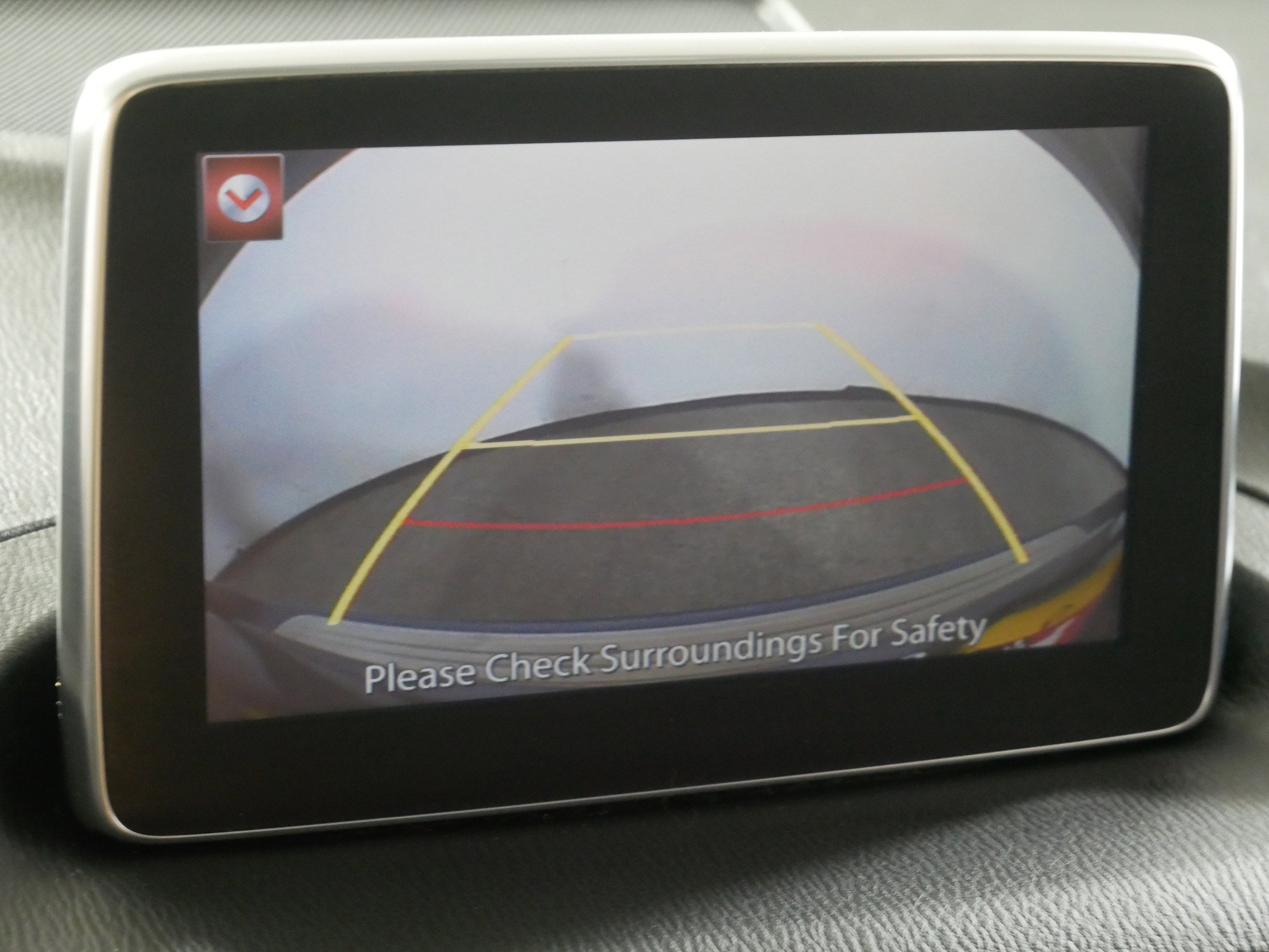 Used 2015 MAZDA MAZDA3 i Touring w/ Technology Package image 33