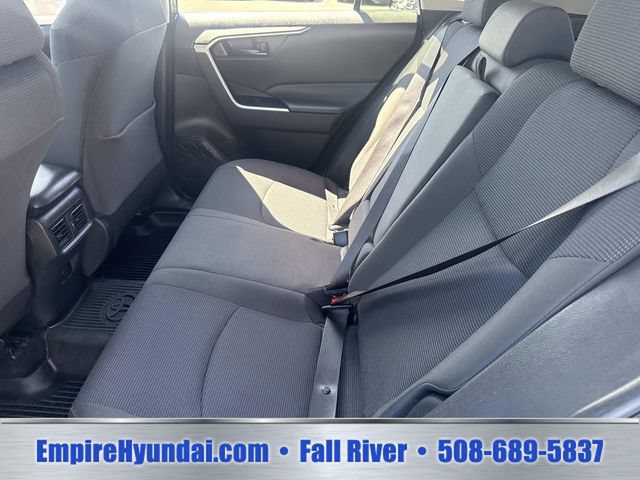 Used 2024 Toyota RAV4 LE AWD/4WD image 15