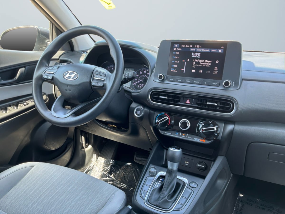 Used 2023 Hyundai Kona SEL AWD/4WD image 14