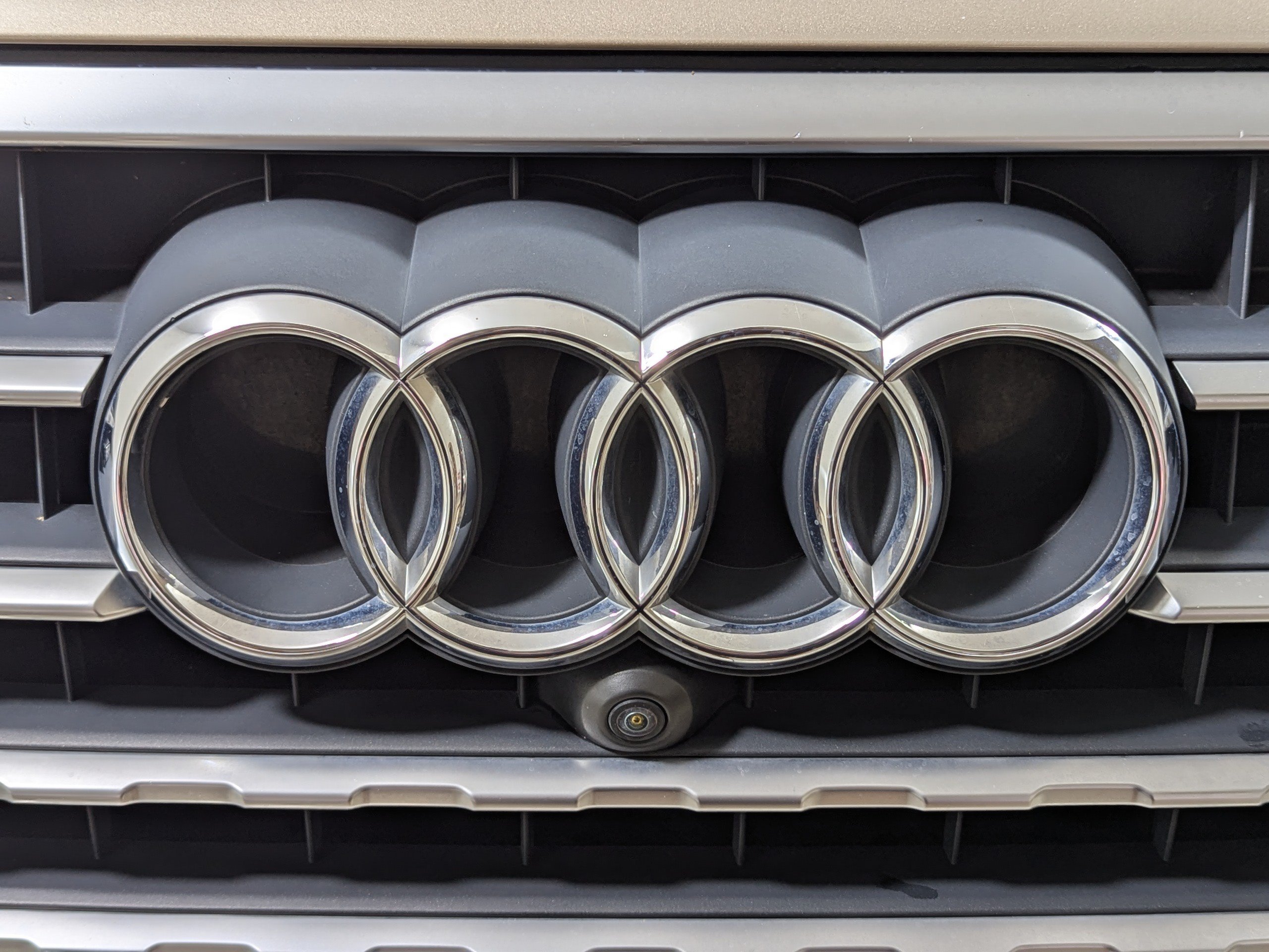 Used 2018 Audi Q7 3.0T Premium Plus AWD/4WD image 24