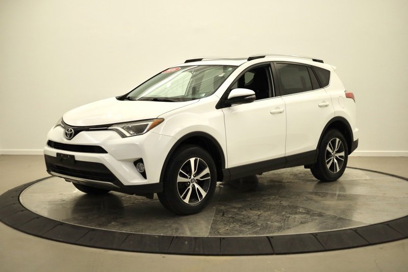 Used 2016 Toyota RAV4 XLE image 7