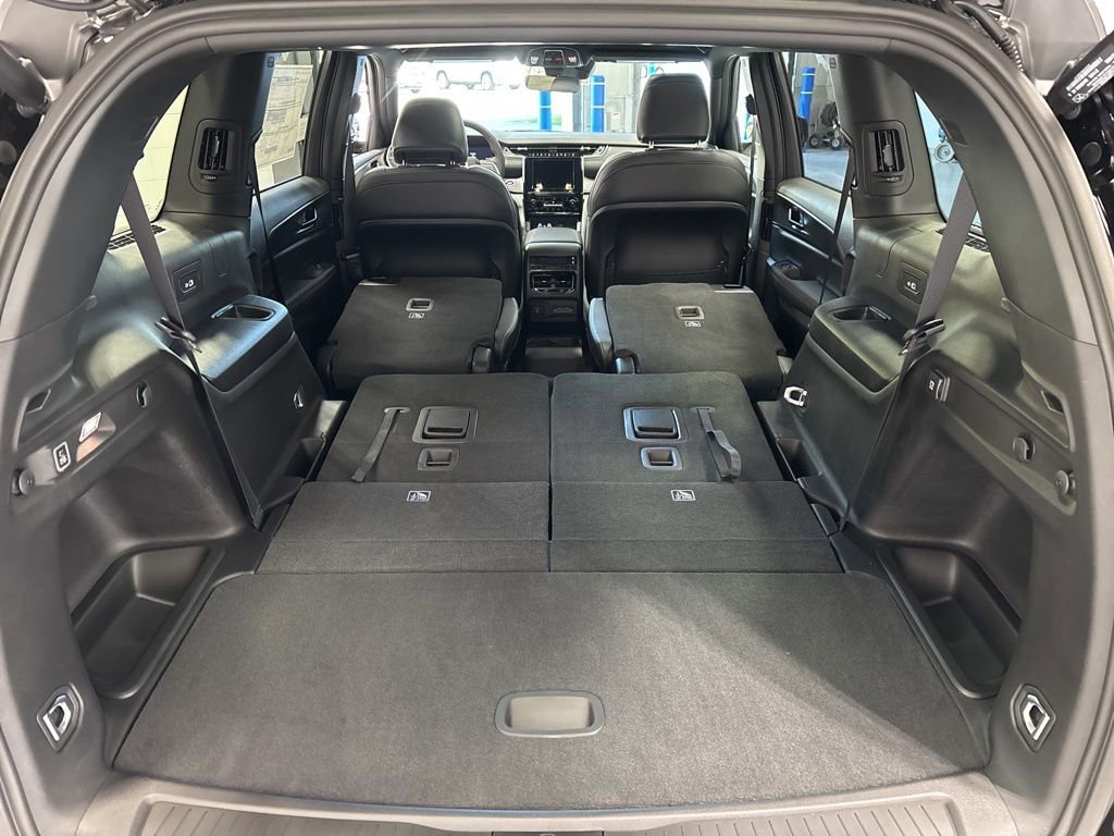 New 2025 Jeep Grand Cherokee L Altitude image 40