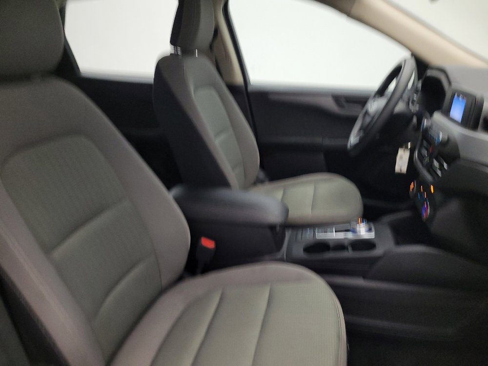 Used 2020 Ford Escape S image 21