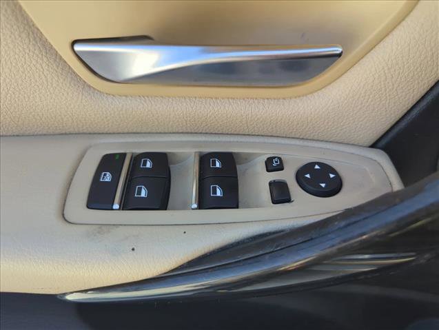 Used 2018 BMW 330i Sedan RWD image 30