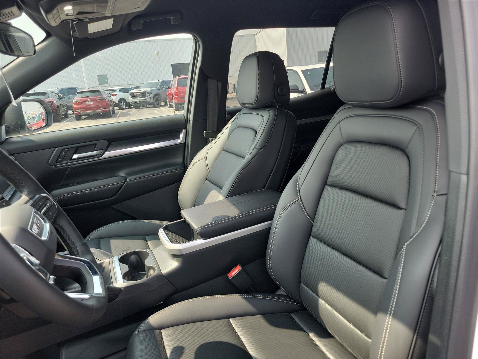 New 2027 GMC Terrain Elevation w/ Elevation Premium Package FWD image 15
