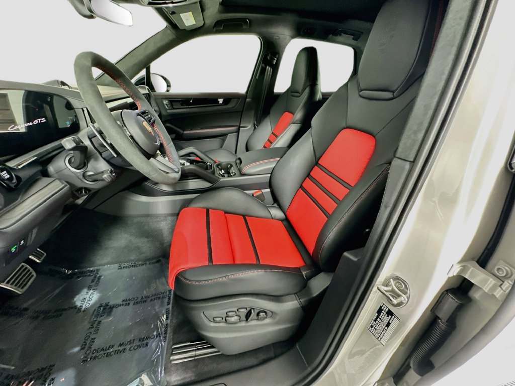 New 2026 Porsche Cayenne GTS AWD/4WD image 5
