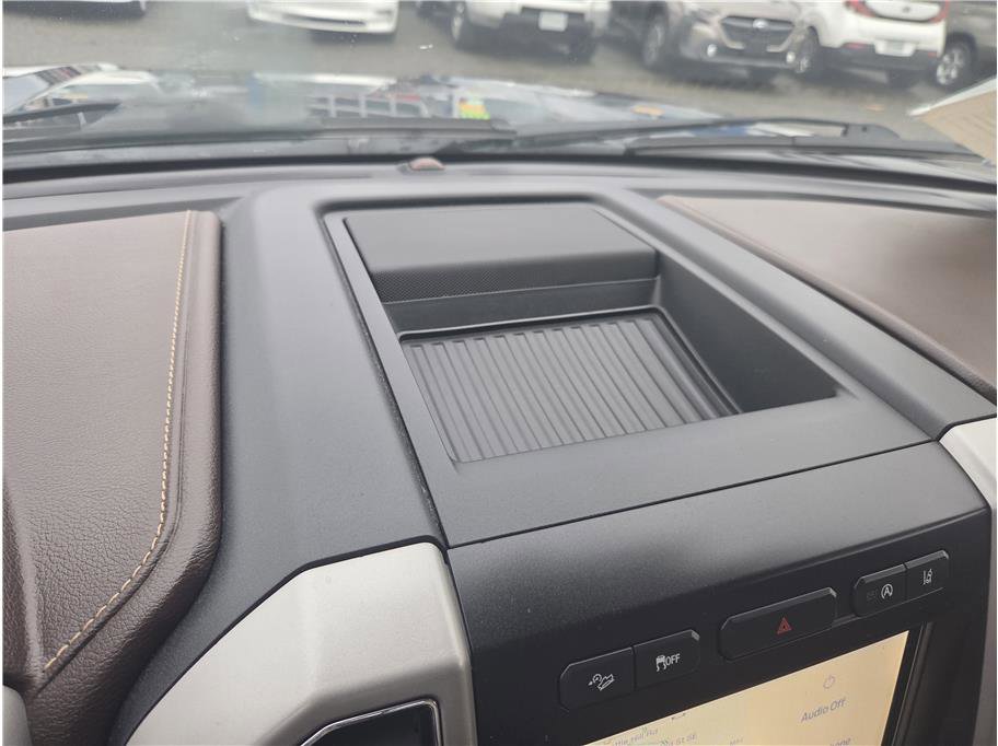 Used 2020 Ford F150 Lariat w/ Equipment Group 501A Mid image 25