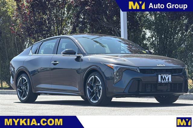 New 2026 Kia K4 GT-Line Turbo FWD image 1