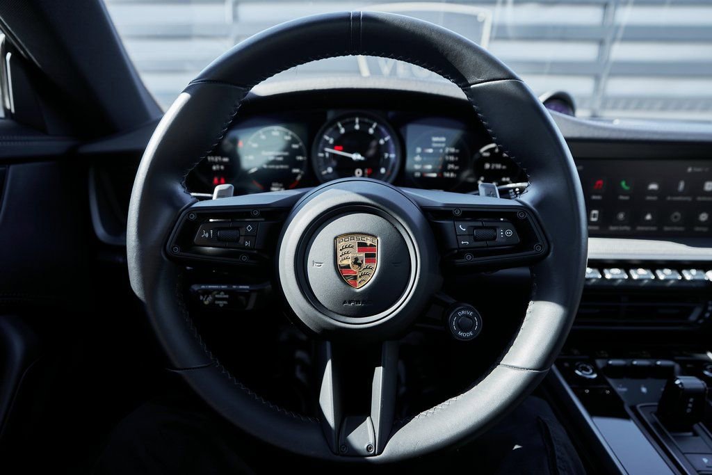 Used 2024 Porsche 911 Carrera S w/ Sport Package image 41