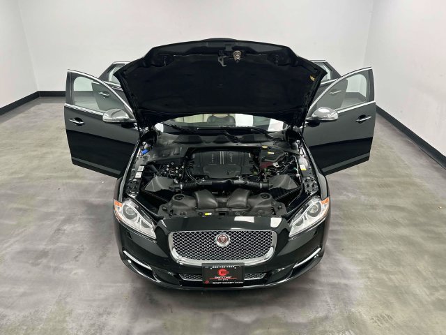 Used 2015 Jaguar XJ L Portfolio AWD/4WD image 13