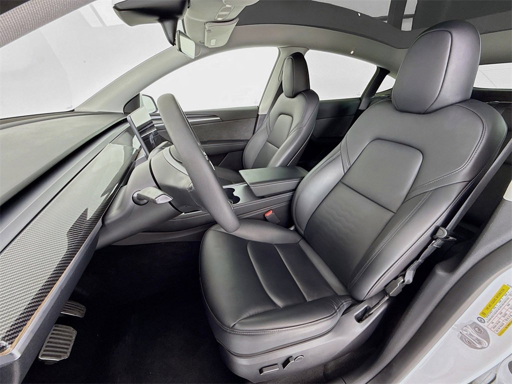 Used 2023 Tesla Model Y Long Range image 5