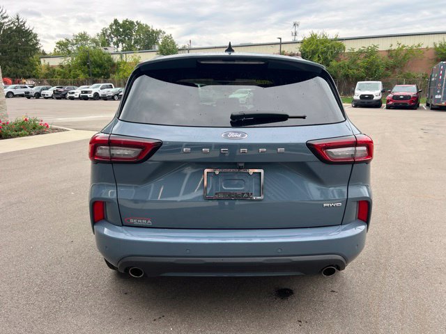 Used 2024 Ford Escape ST-Line w/ Tech Pack #1 AWD/4WD image 6