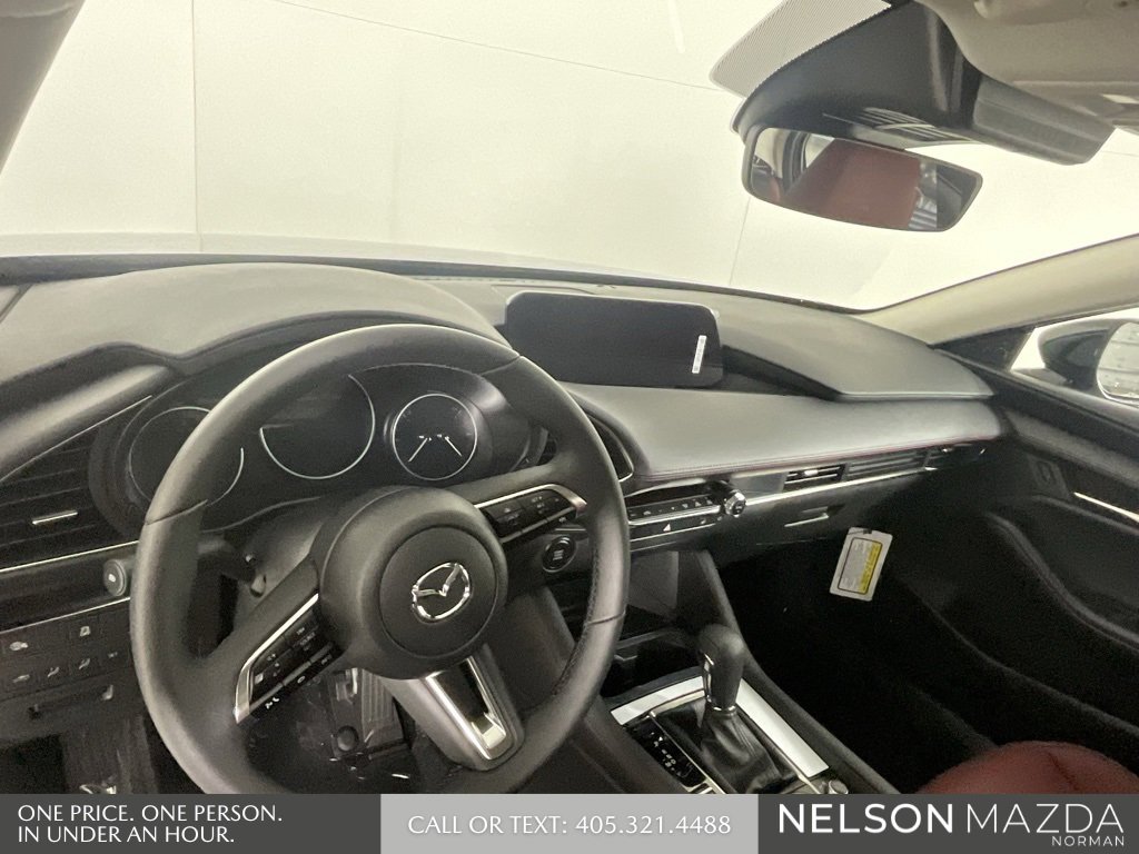 New 2026 MAZDA MAZDA3 Carbon image 31