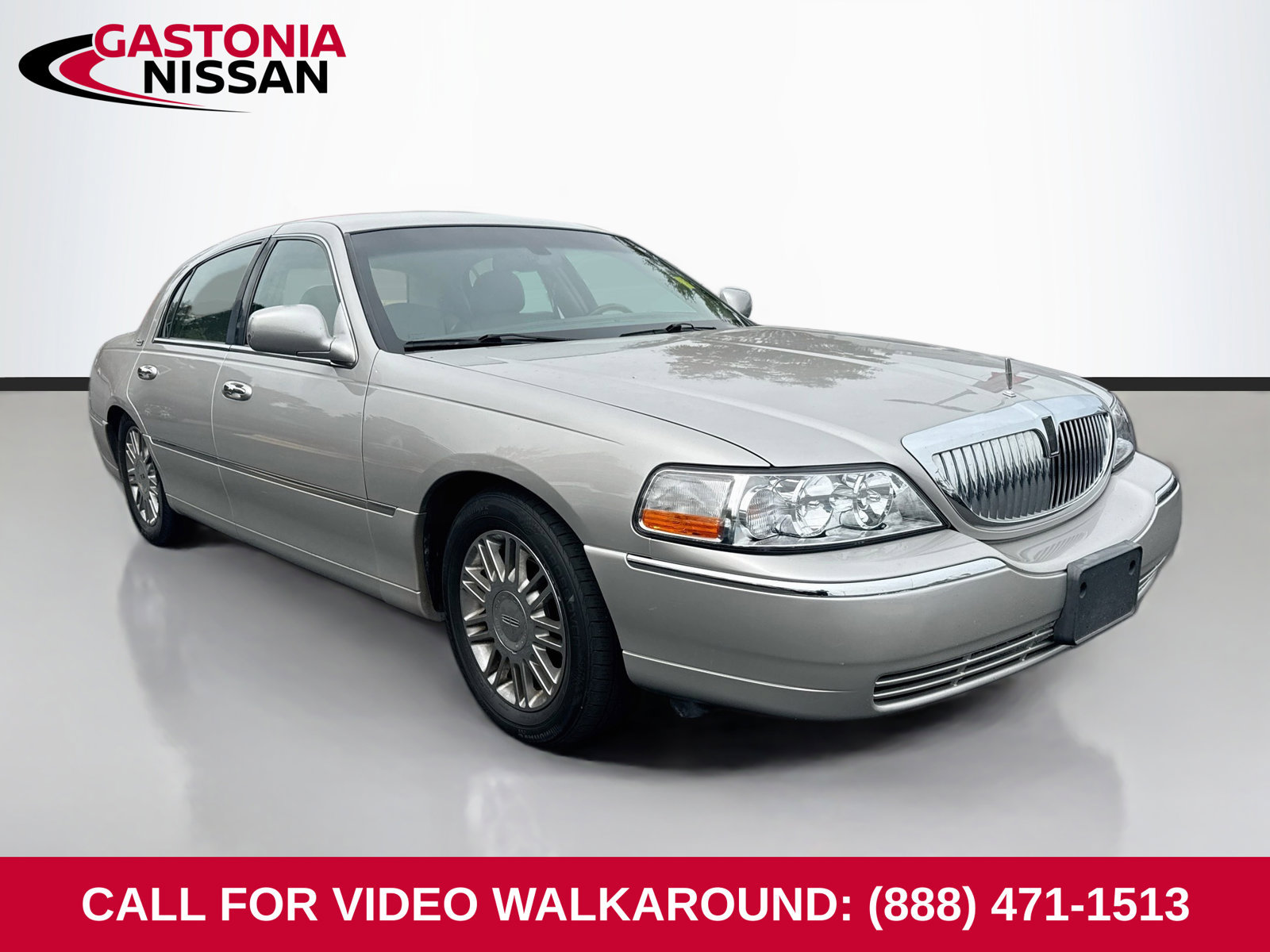 Used 2008 Lincoln Town Car Signature Limited
