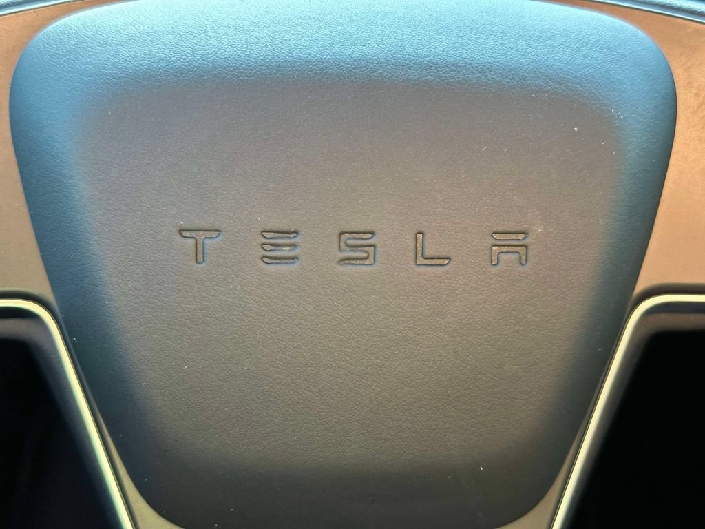 Used 2023 Tesla Model X AWD/4WD image 19