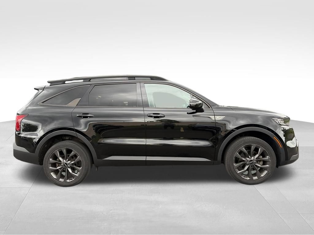 Used 2022 Kia Sorento X-Line EX AWD/4WD image 2