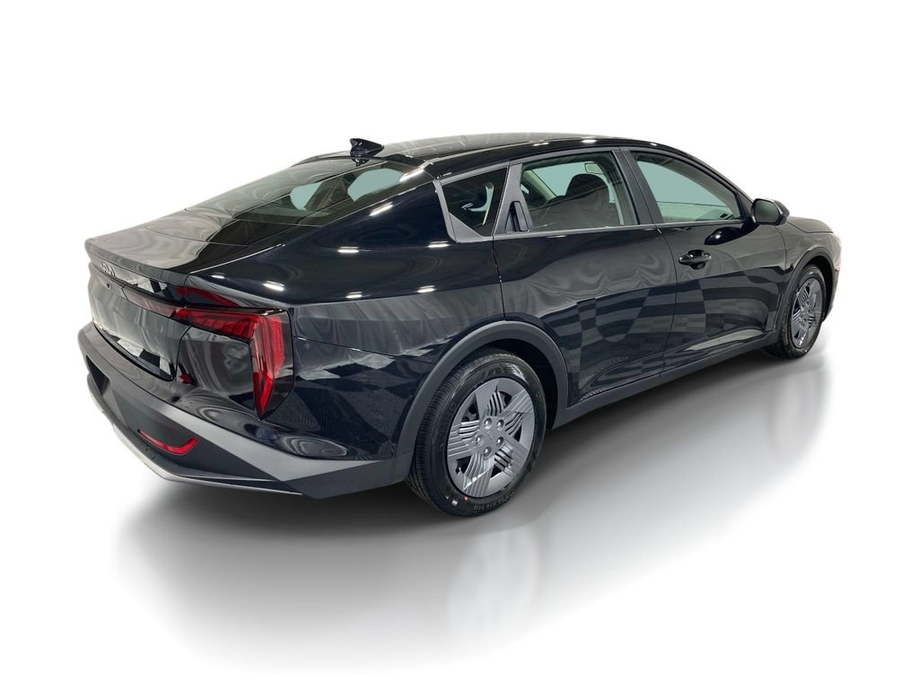 New 2026 Kia K4 FWD image 4