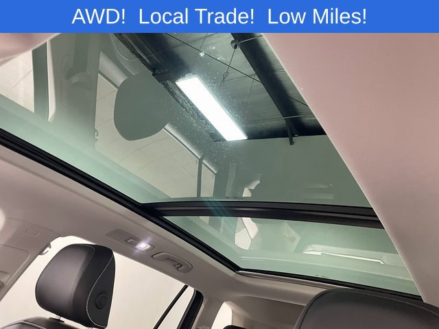 Used 2024 Volkswagen Tiguan SE w/ Panoramic Sunroof Package AWD/4WD image 20
