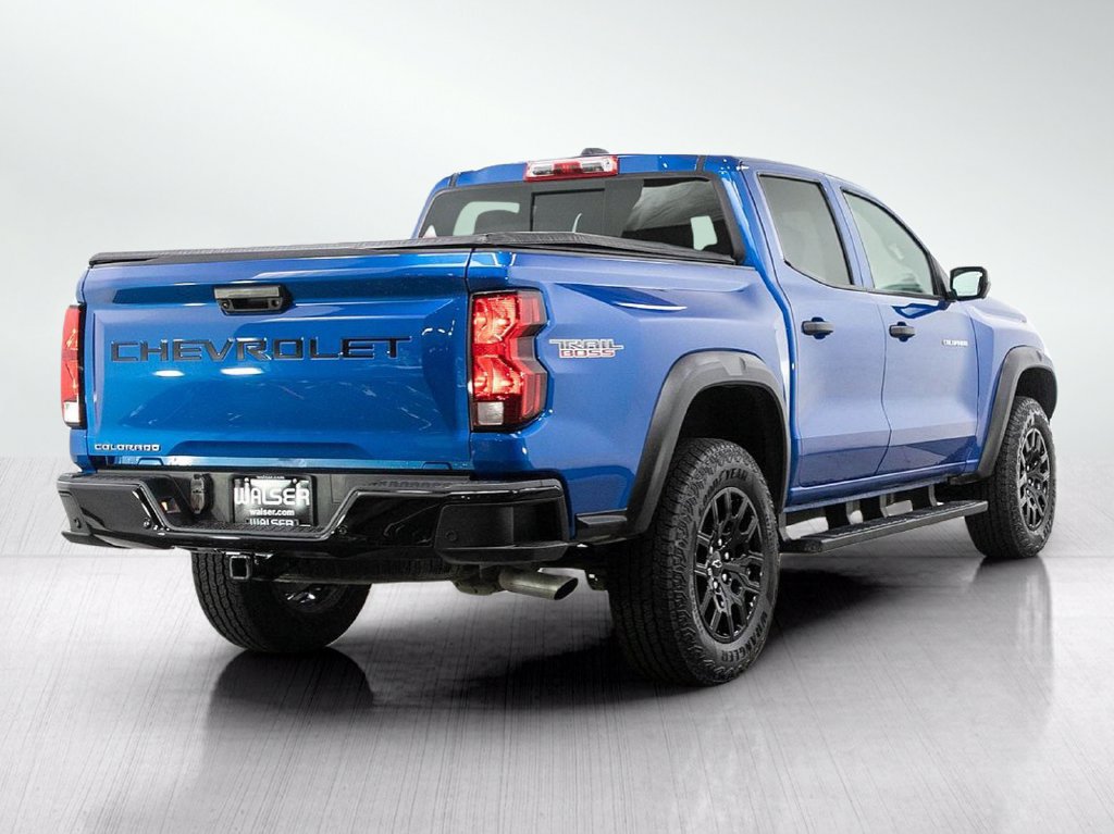 Used 2023 Chevrolet Colorado Trail Boss w/ Technology Package AWD/4WD image 6