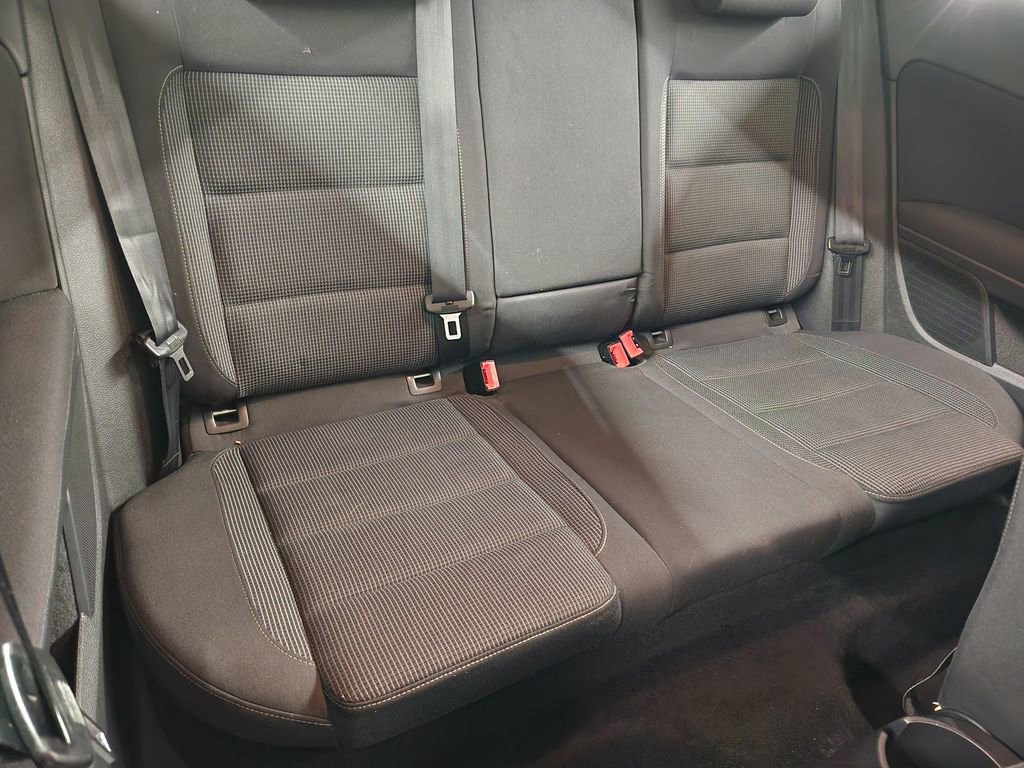 Used 2010 Volkswagen Golf 2-Door image 18