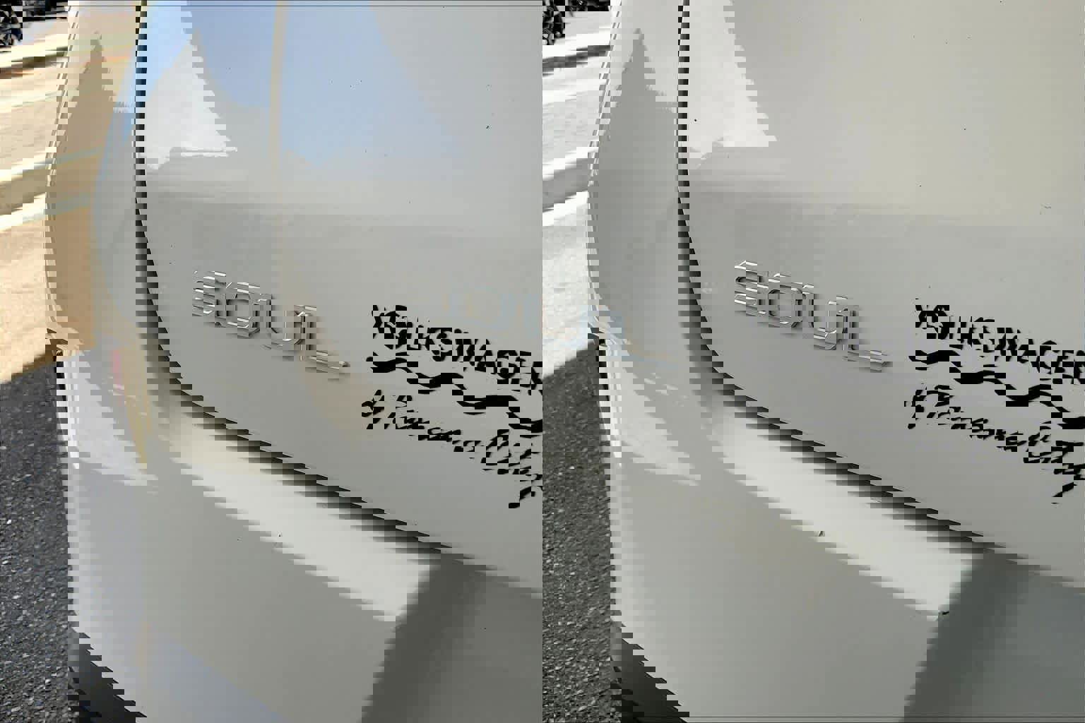 Used 2023 Kia Soul LX image 10