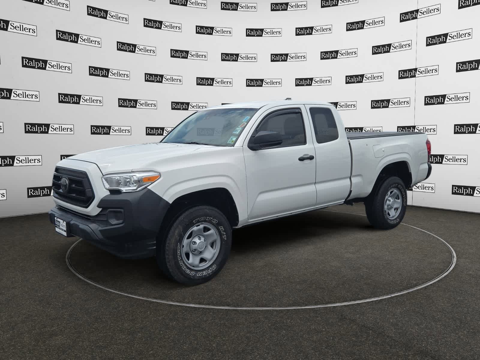 Used 2021 Toyota Tacoma SR RWD image 2