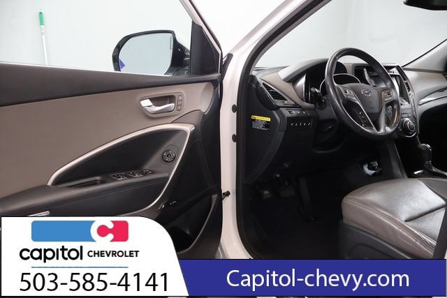 Used 2016 Hyundai Santa Fe Limited w/ Option Group 04 AWD/4WD image 10