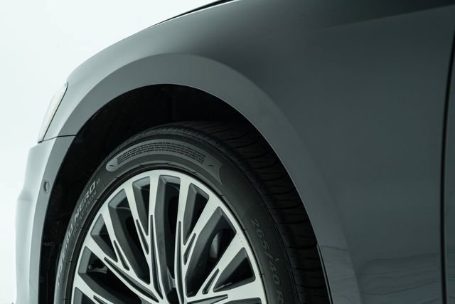 Used 2019 Audi A8 L 3.0T image 21